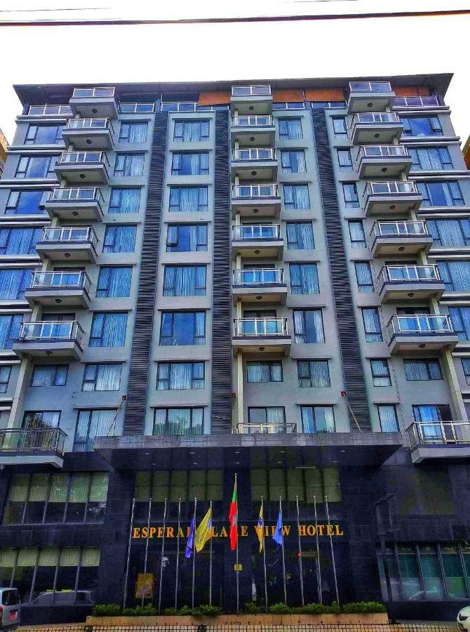 Esperado Lake View Hotel Янгон Экстерьер фото